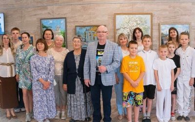 В Севастополе открылась выставка «Севастопольский этюд: Палитра Города — Героя»
