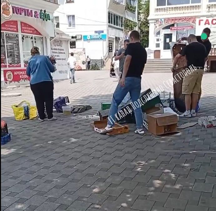 Жестокое нападение на бабушку-продавца в Севастополе: очевидец в шоке