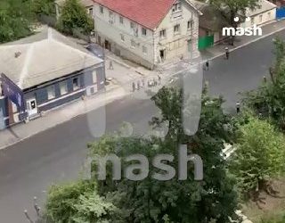 Экс-мэр Луганска погиб при взрыве в центре города, трое пострадали