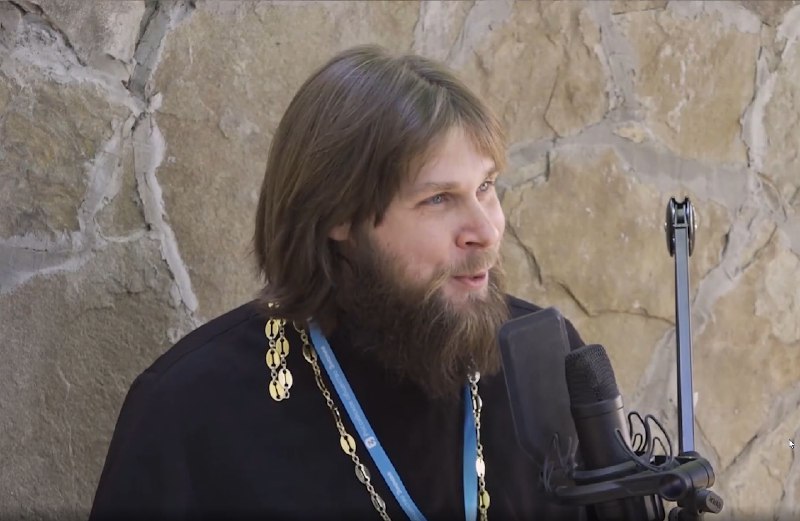 Откровенный разговор со священником: как справиться с тревогой перед сессией