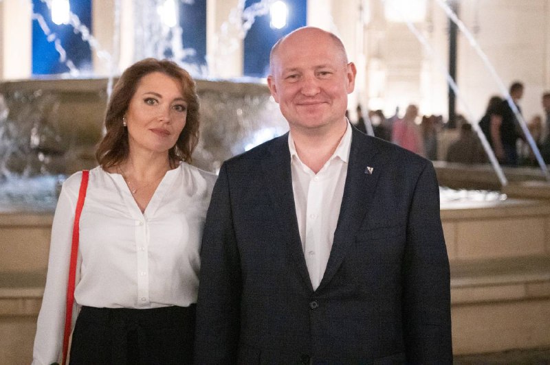 Севастопольцев поздравили с Днем семьи, любви и верности