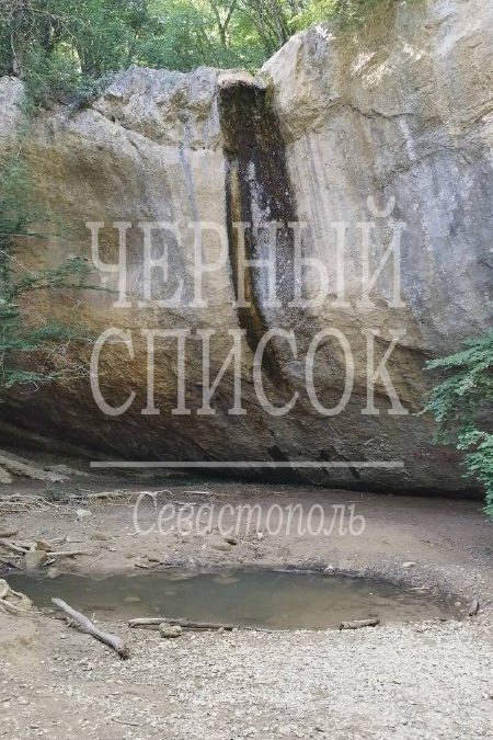 Засуха в Крыму: реки и водопады высыхают на фоне холодного моря