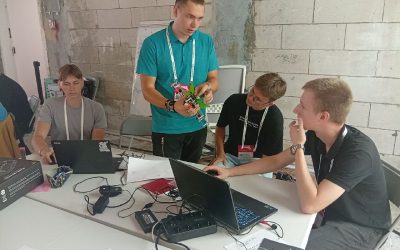Команды СевГУ соревнуются на передовой беспилотных технологий в «Сколково»