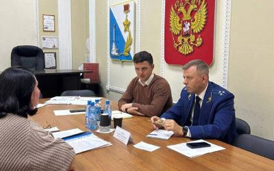 Прокурор Ленинского района Севастополя провел выездные личные приемы граждан