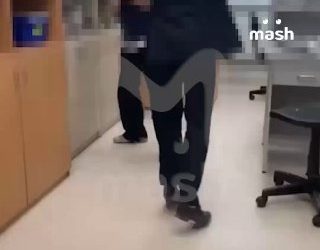 Учитель подрался с учеником из-за водного пистолета в сельской школе Бурятии